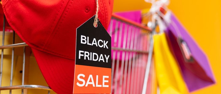 Black Friday sales tag on a shopping basket