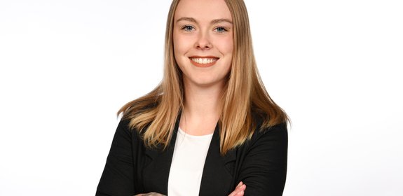Spring‑GDS‑Teammitglied Jeanne Eue unterstützt WooCommerce‑Händler bei allen Fragen rund um den Versand.
