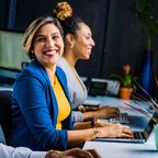 Team-working-together